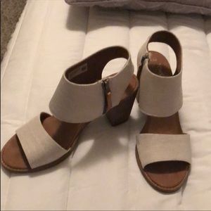 Toms Majorca sandals 9.5